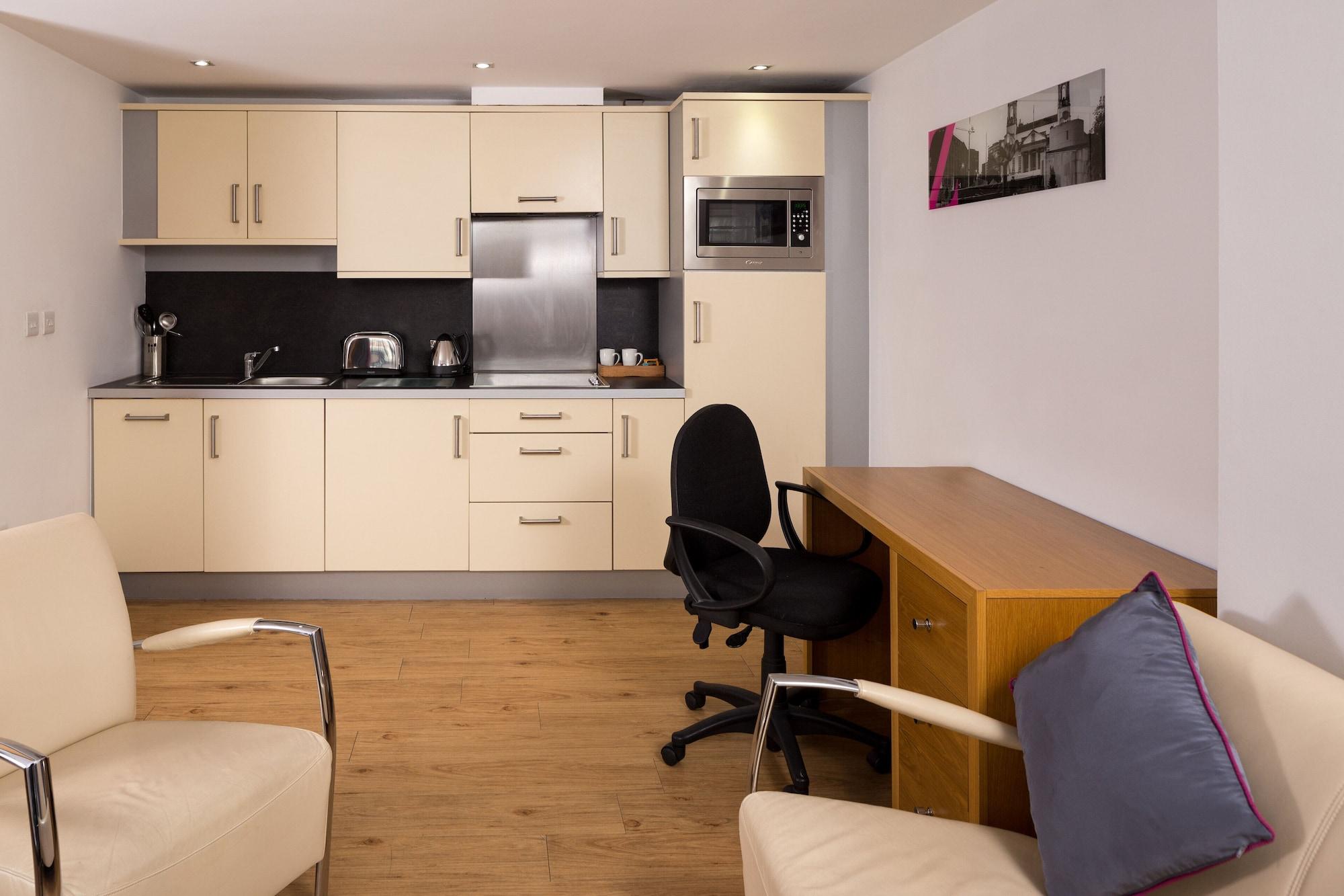 Roomzzz Leeds City West Eksteriør billede