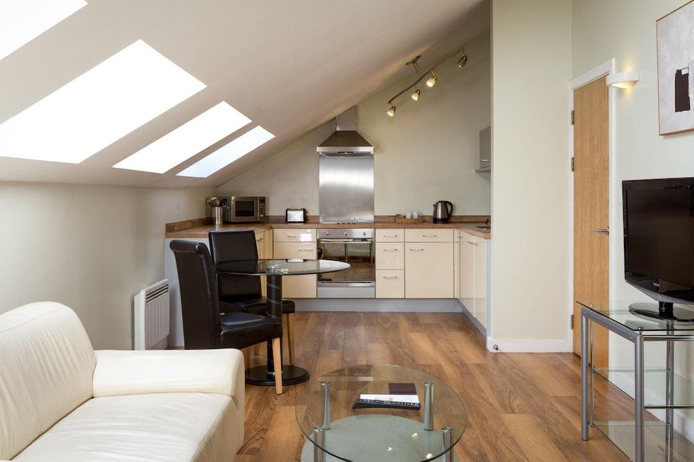 Roomzzz Leeds City West Eksteriør billede