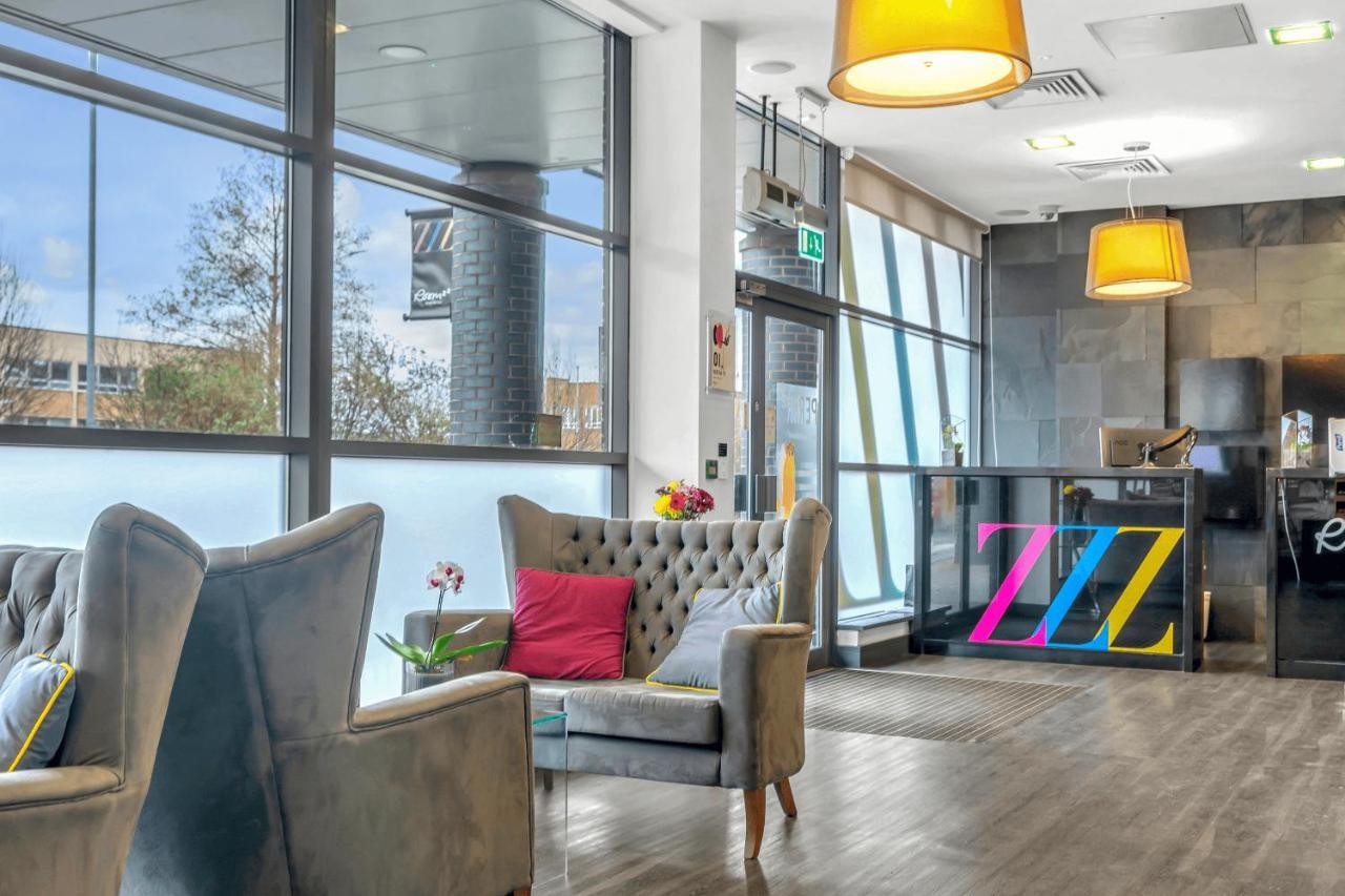 Roomzzz Leeds City West Eksteriør billede
