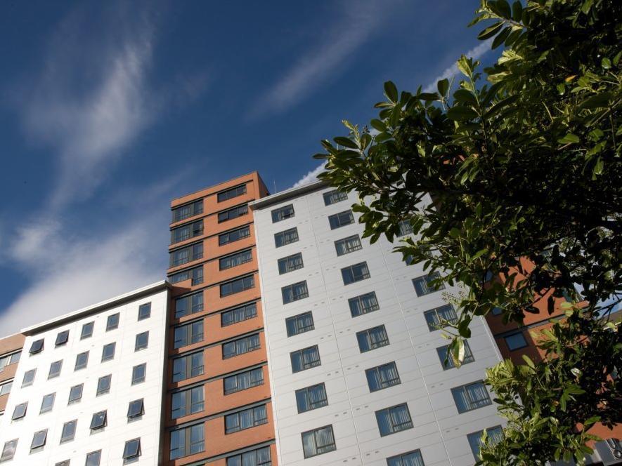 Roomzzz Leeds City West Eksteriør billede